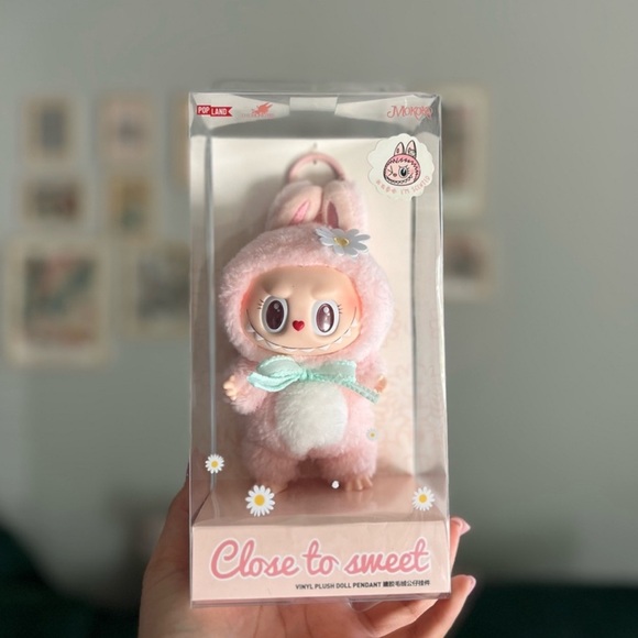 POP MART Accessories - POP MART Mokoko “Close to Sweet” Labubu Plush Keychain - Authentic & VHTF!🌸
